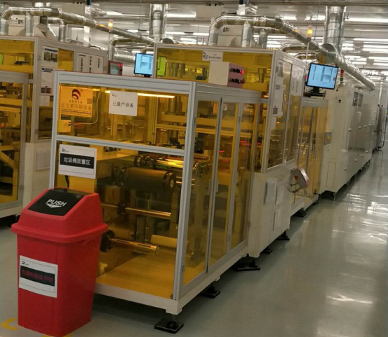 中彩神为维信组建的FPC卷对卷塞孔+防焊CCD视觉对位全自动丝网印刷生产车间