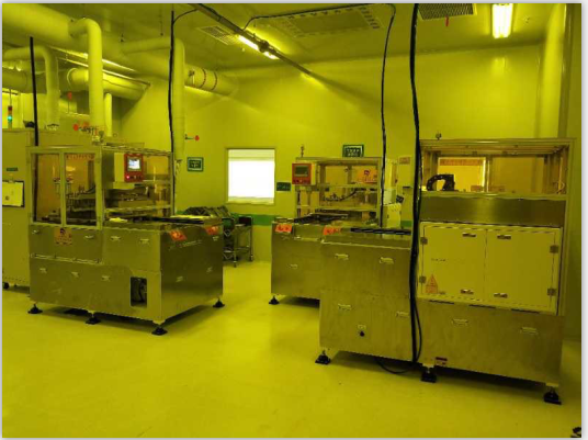 中彩神为紫翔设计的单张FPC软性线路板、文字/防焊（SM)全自动丝网印刷机